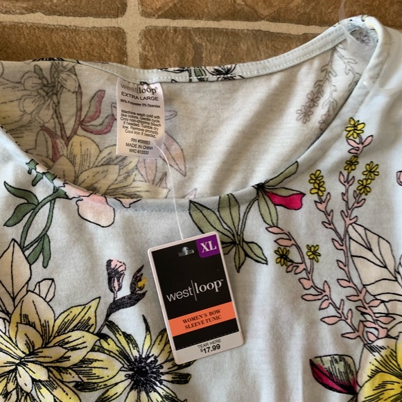 Top - Picture 3 of 5